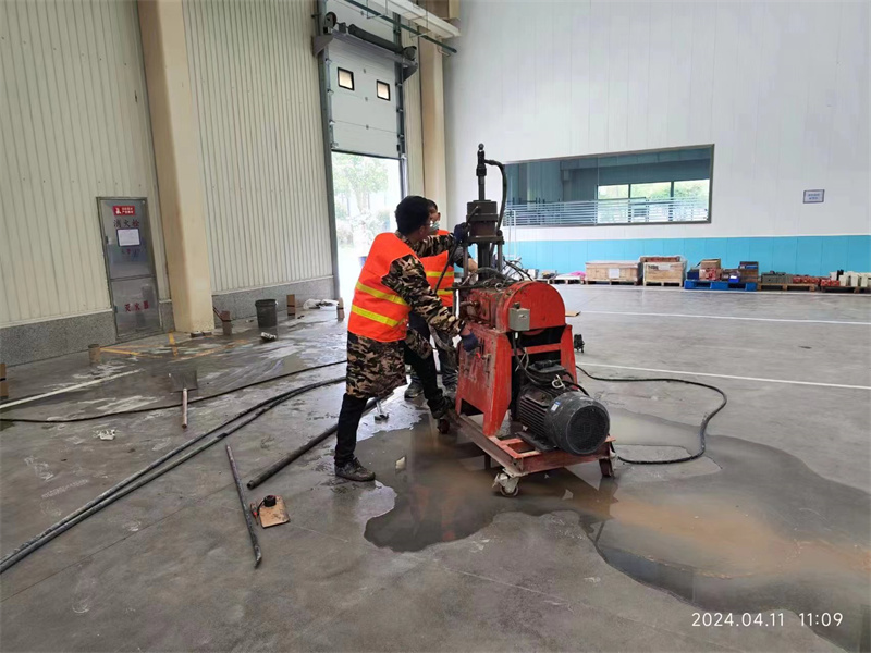 洱源厂房地面下沉塌陷注浆加固施工